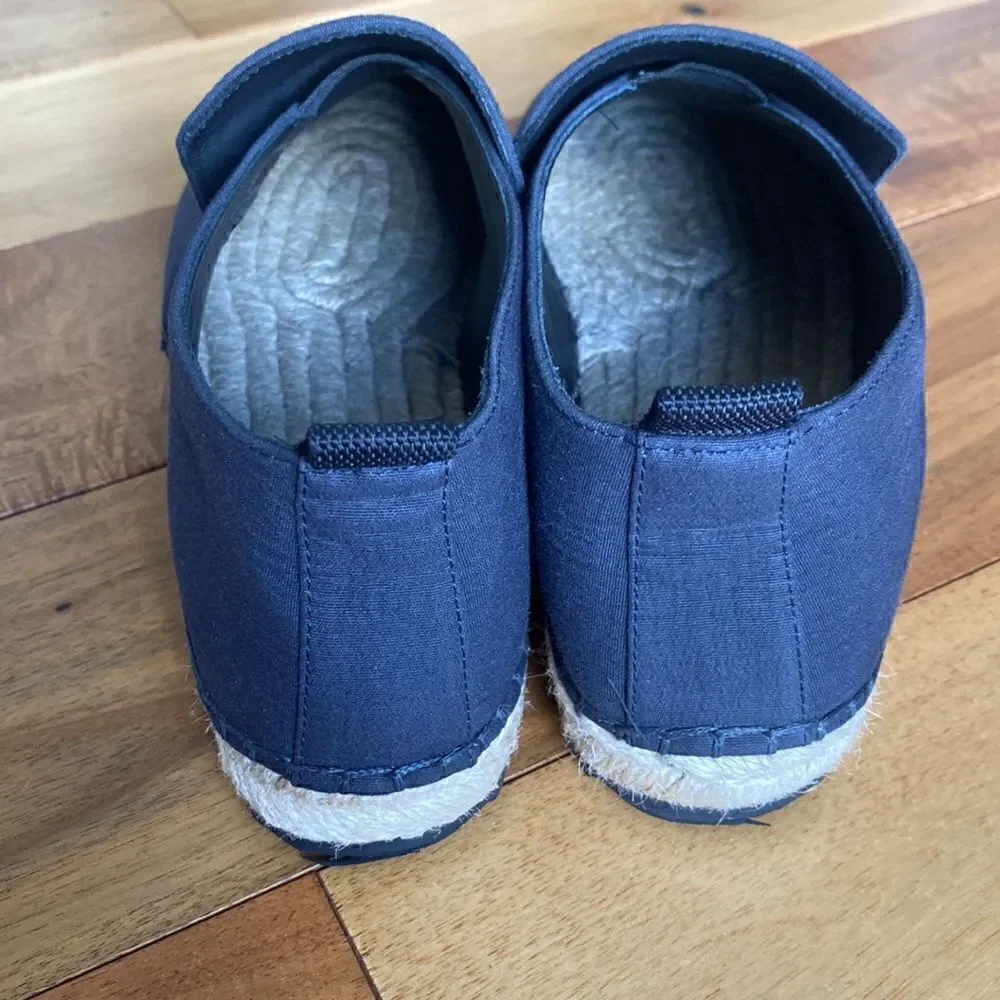NWOT James Perse “Palma” slip on